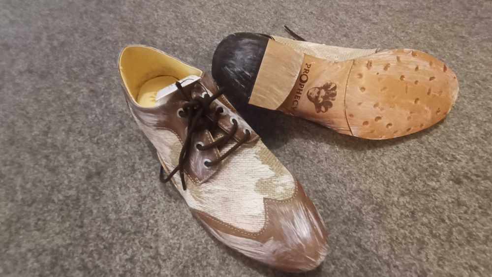 Sapatos homem novos