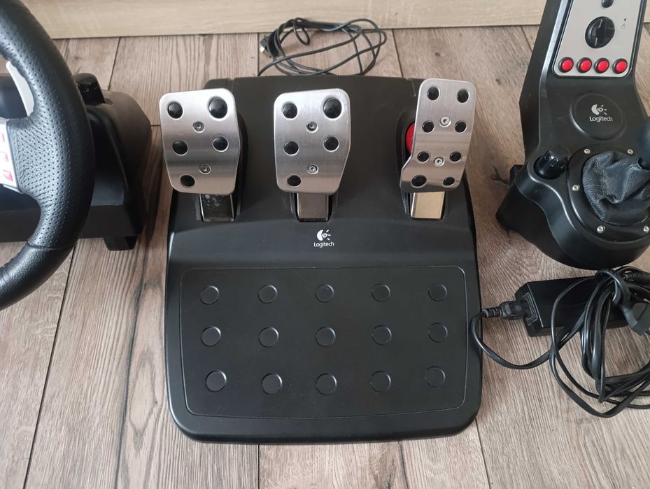 Kierownica  PC Logitech g27