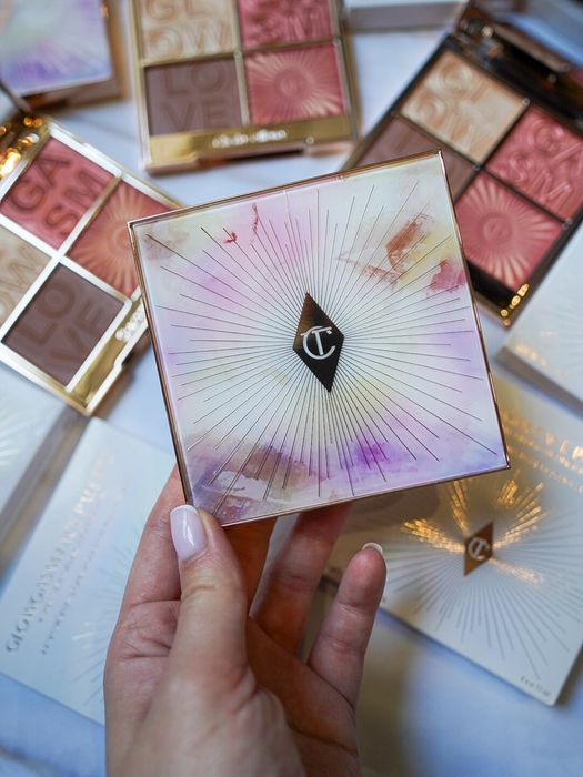 Палетка для обличчя Charlotte Tilbury Glowgasm Face Palette Lovegasm