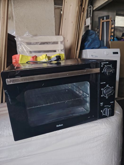 Forno elétrico em bom estado