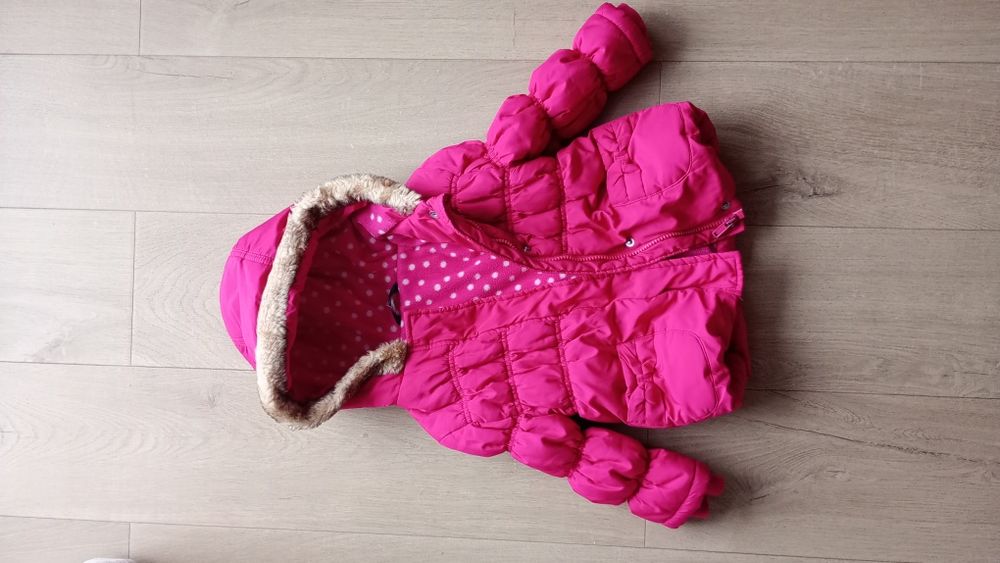 Paka ubrań dla dziewczynki rozmiar 98