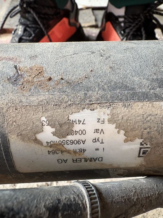 Most Sprinter 906 907  Crafter 48:11 Duża głowa  PROSTY  kpl.