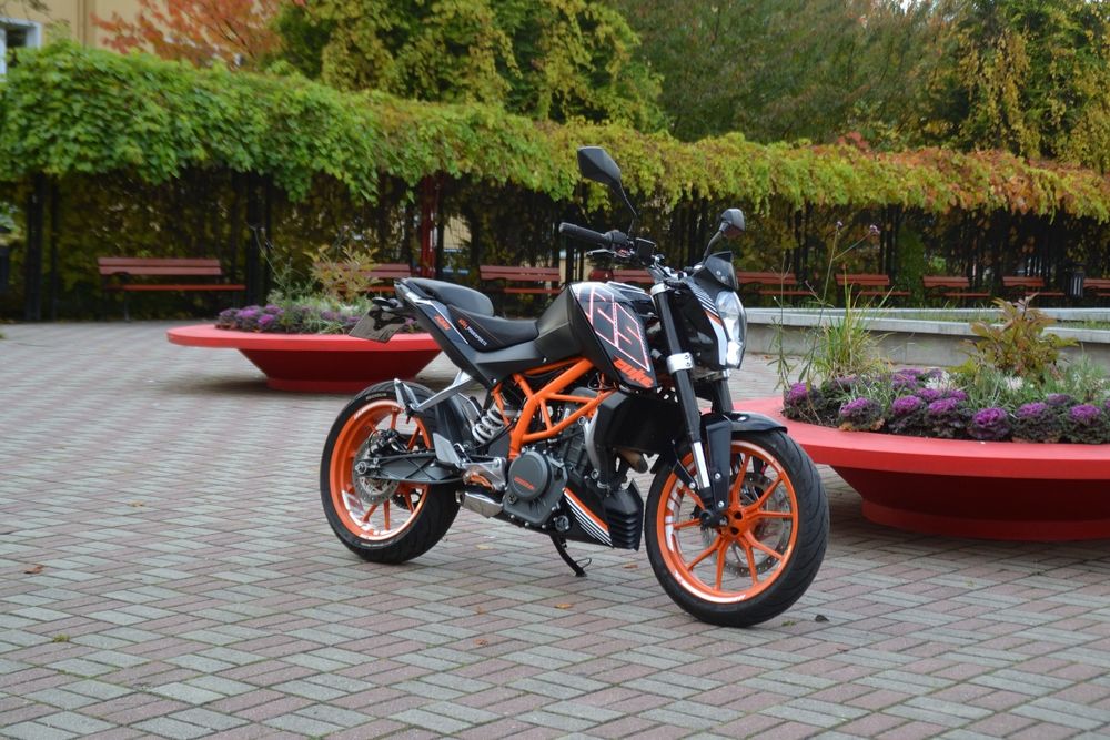 KTM Duke 390/125