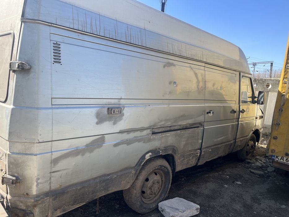 Продам івеку 2,8