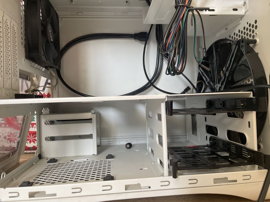 Caixa de computador (micro atx)