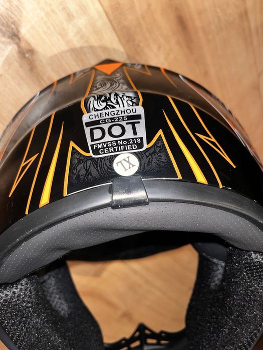 kask na rower/hulajnoge