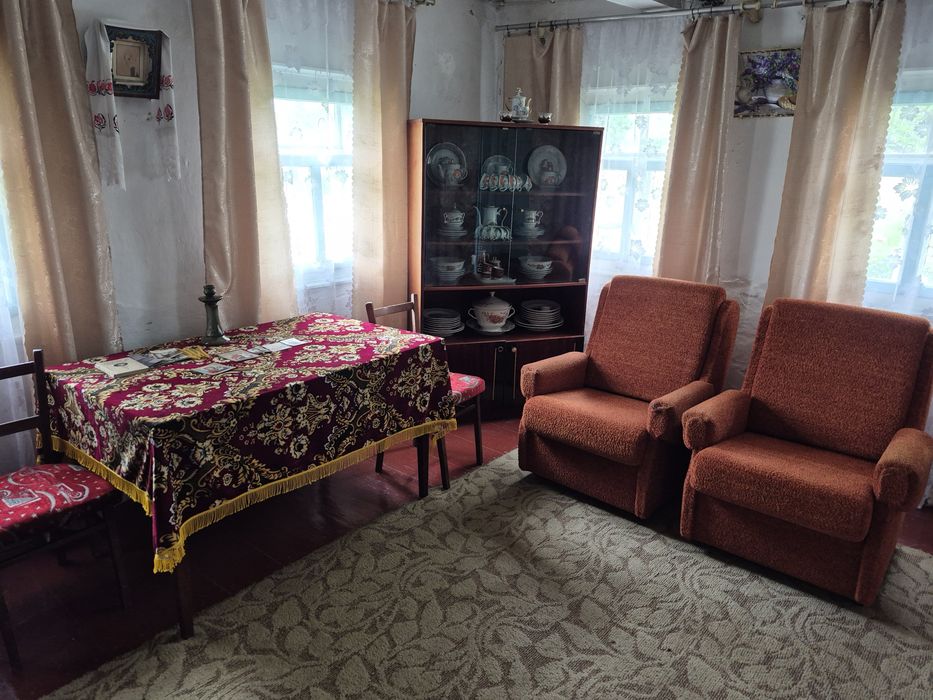Продам будинок 52 кв.( 47 соток землі)