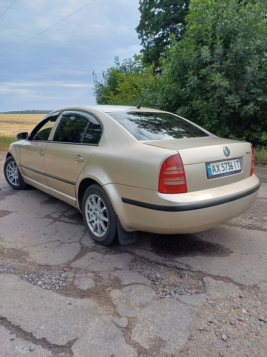 Skoda SuperB 1.8 Газ/Бензин