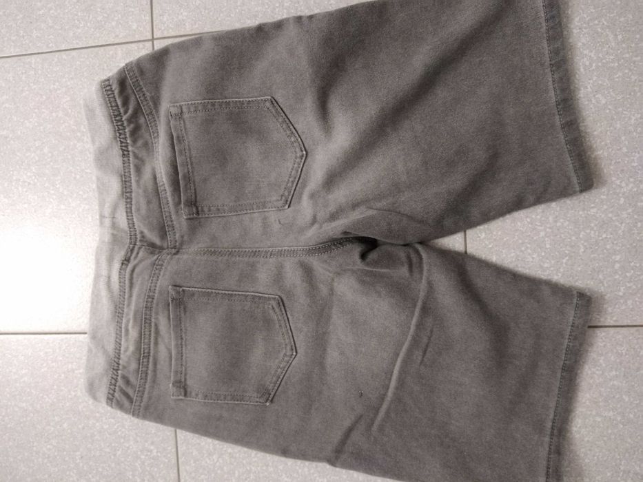 Bermudas cinzentas