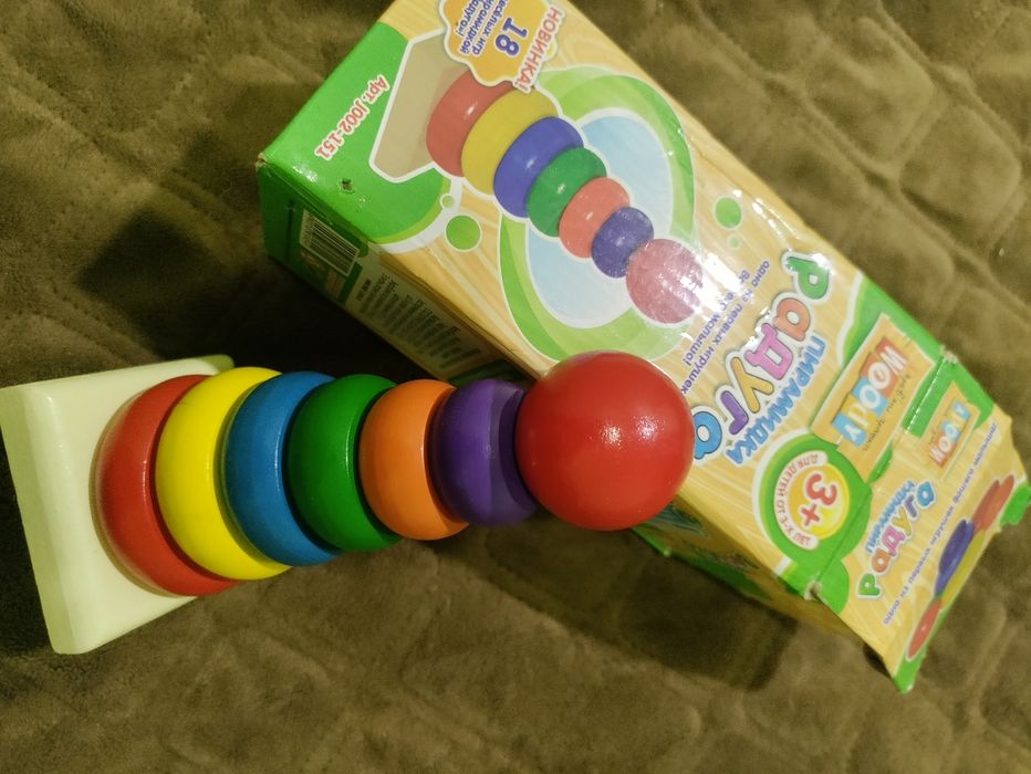 Піраміда дерев'яна