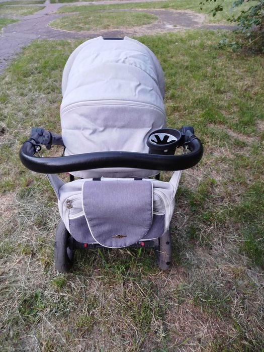 Продам дитячу коляску Adamex Vicco 2 в 1