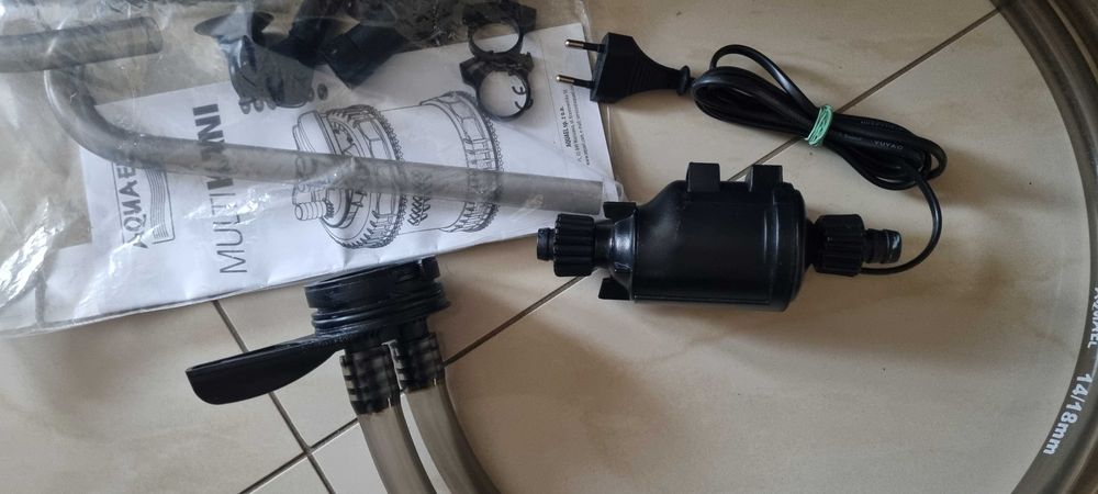 Aquael Multikani 800 plus dwa kubły oraz media