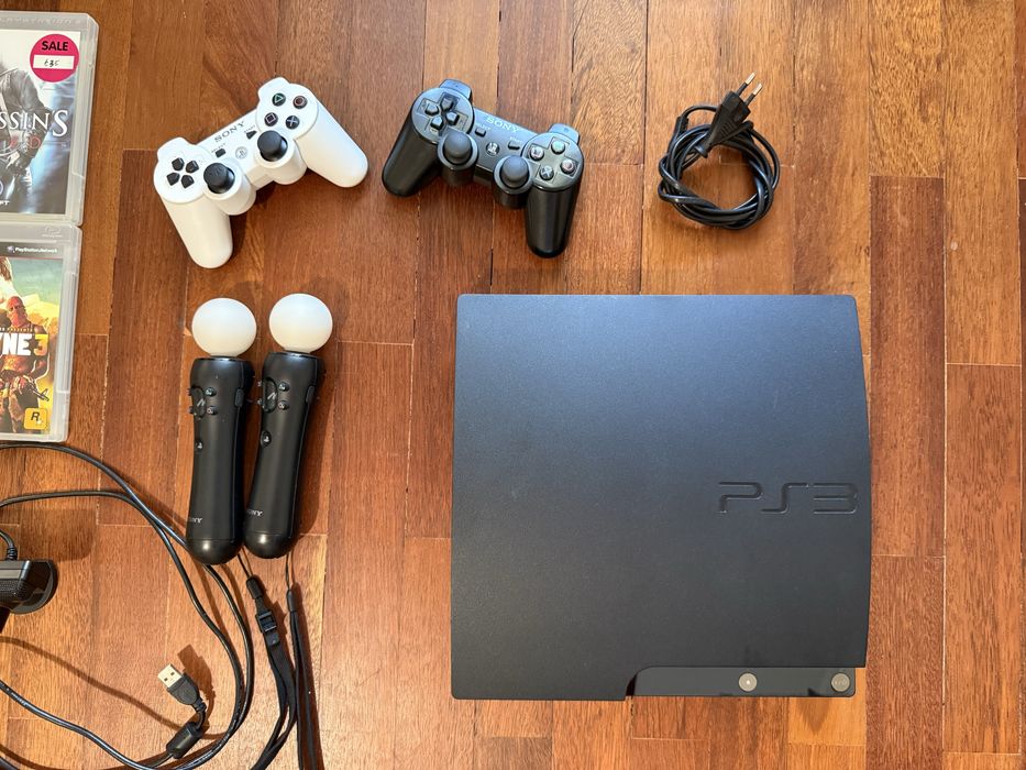 PS3 Slim 250GB + 2 Comandos + 2 Move + Câmara + 14 Jogos
