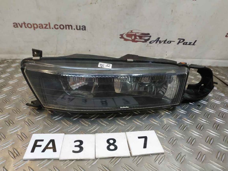Mitsubishi Galant 96-00 фара L FA0387 MR339377
