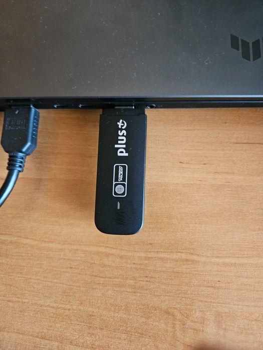 Modem LTE huawej E3372 stan bardzo dobry