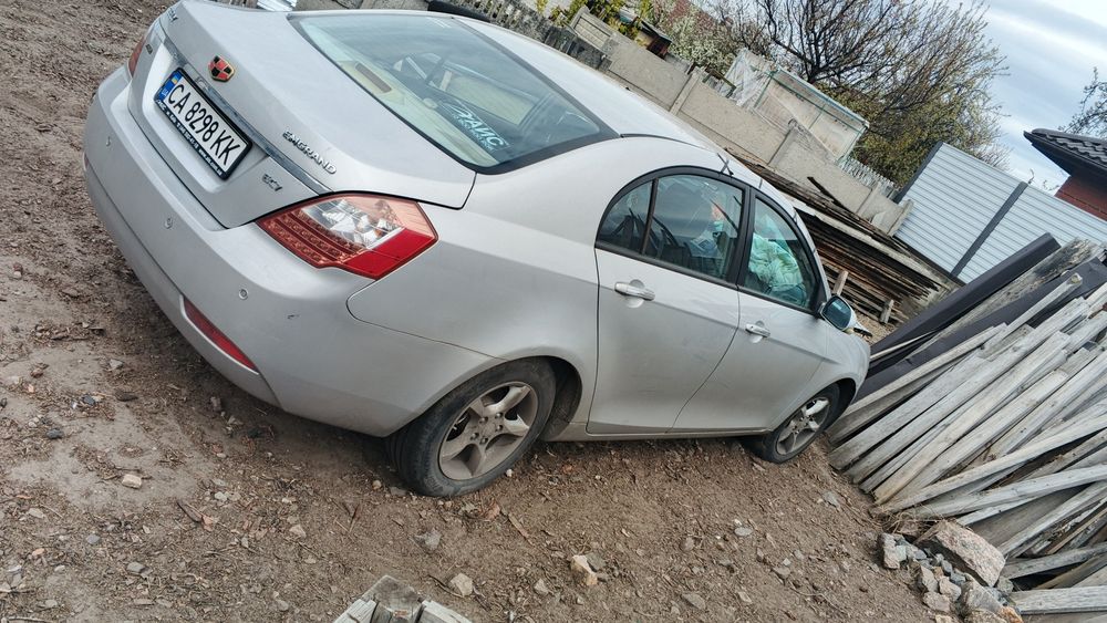 Продаю машину Джилі емгранд 7