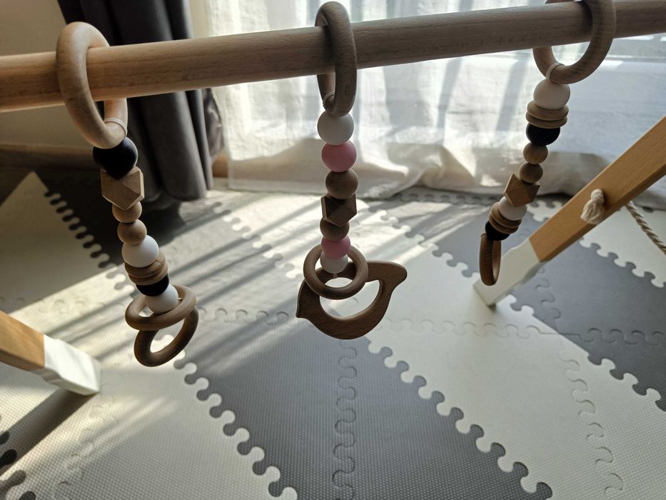 Stojak edukacyjny Baby gym Little Leaf