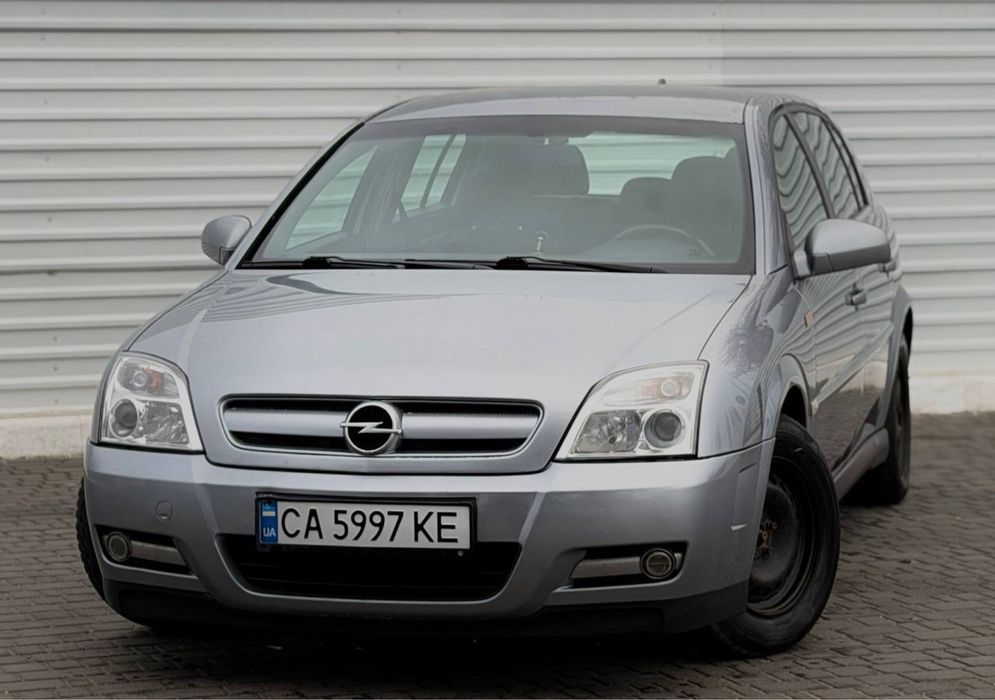Opel Signum 2003