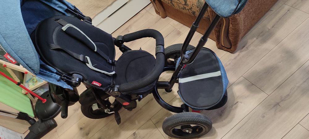 Велосипед дитячий трьох колісний