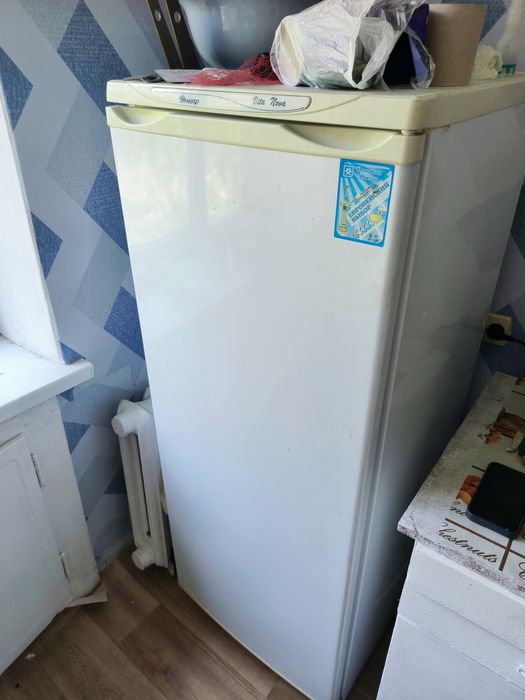 Продам холодильник Дніпро