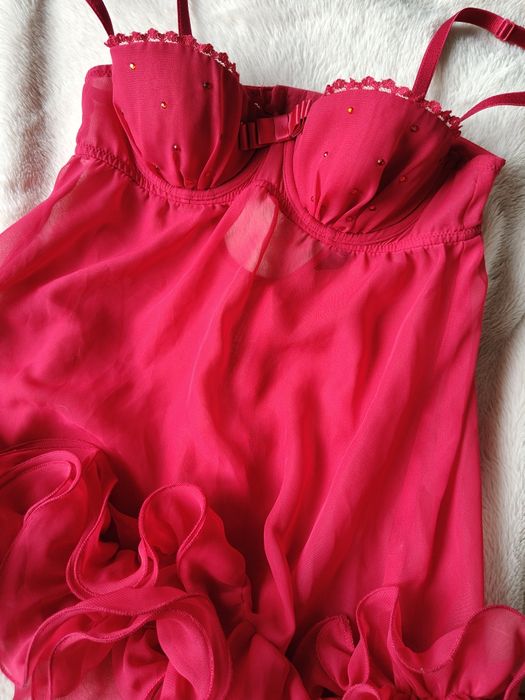 La Senza czerwona luksusowa haleczka z falbanką  M