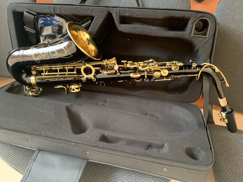 Саксофон альт новий. Американського виробництва. Ціна 13950 гривень.