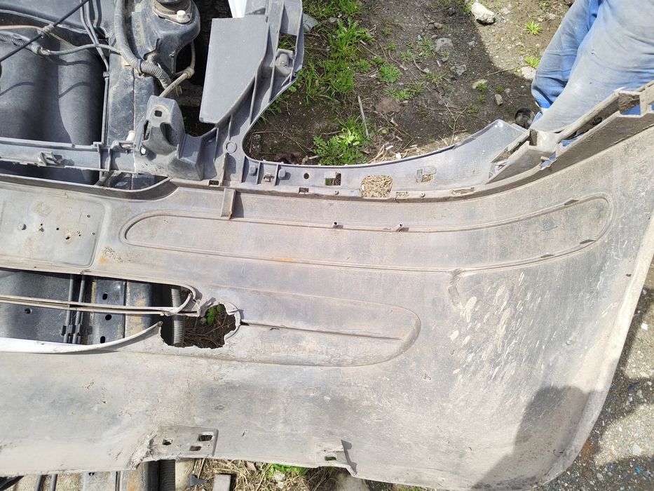 Передний бампер вито 639 ( vito 639 )