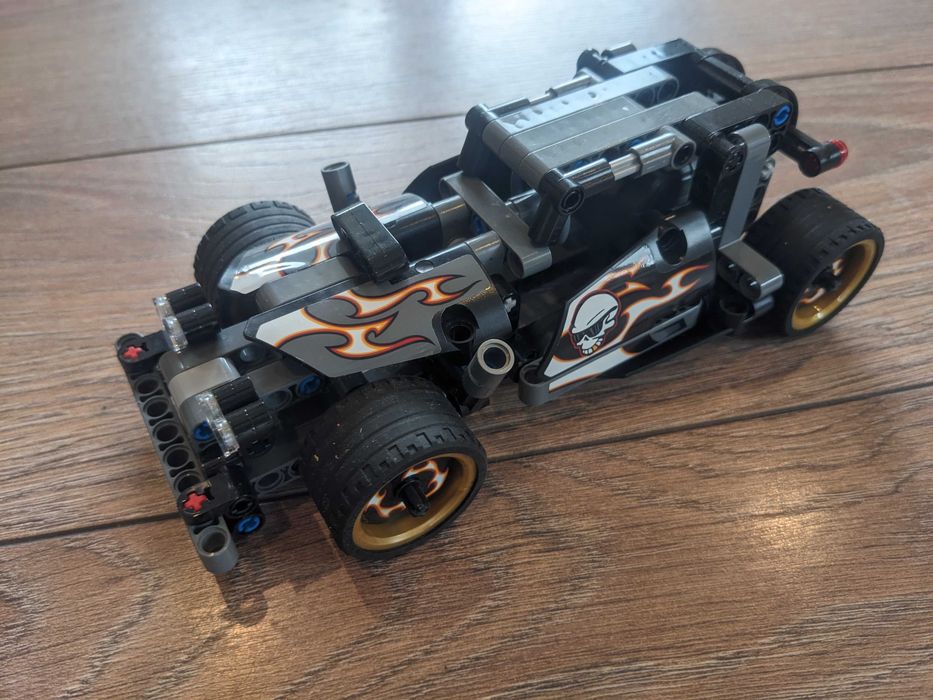 LEGO 42046 Technic Wyścigówka zbiegów