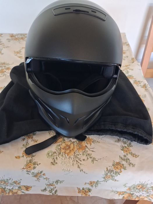 Capacete de moto novo