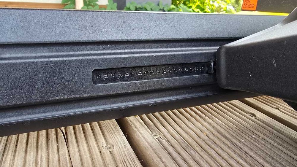 THULE WingBar Evo Black 7105 Volvo S60 III 2019- + uchwyt na narty
