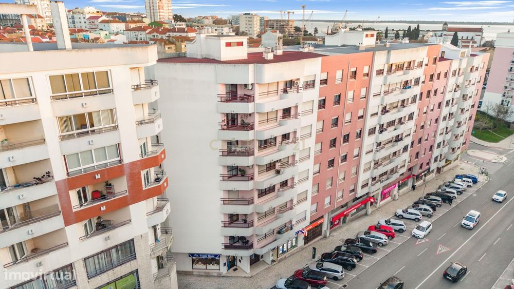 T2 | Avª Bento Gonçalves — Setúbal