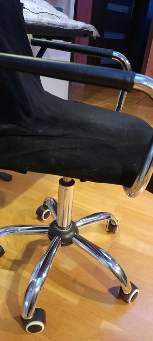 Fotel do biurka czarny