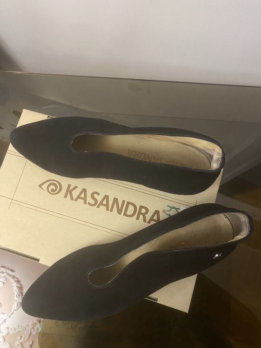 Жіноче взуття