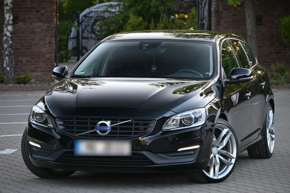 Volvo V60 *150KM*Automat*Bi-Xenon*Navi*Led*Alu19*Tempomat*Serwis*TUV