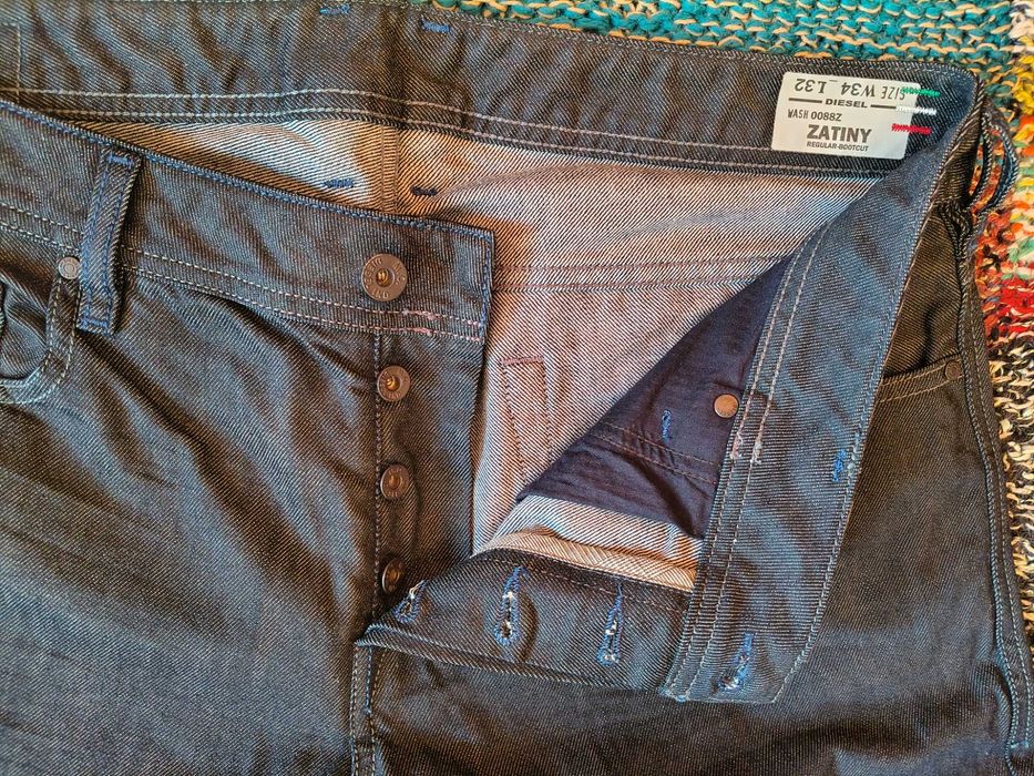 Spodnie Diesel / W34 L32 / Zatiny / Regular-Bootcut
