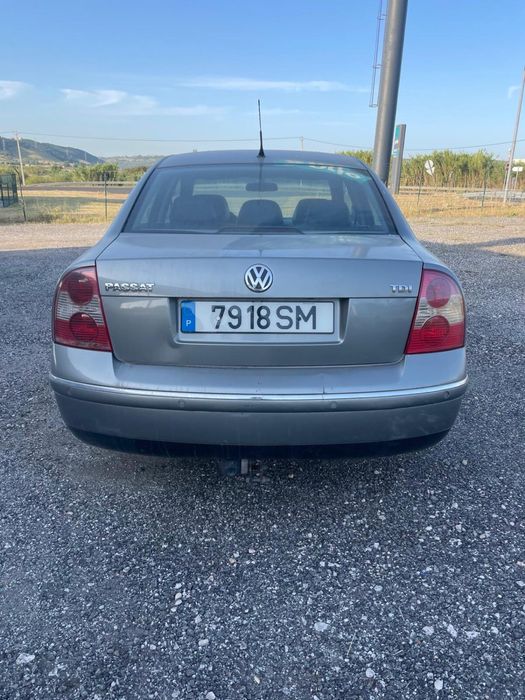 VW passat 1.9TDI Automatico — photo 2