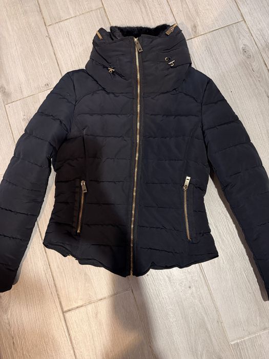 Продам дуже теплу куртку zara