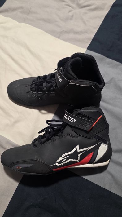 Equipamentos para motard