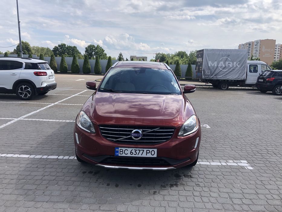 Продам автомобіль Volvo xc60 2014 року