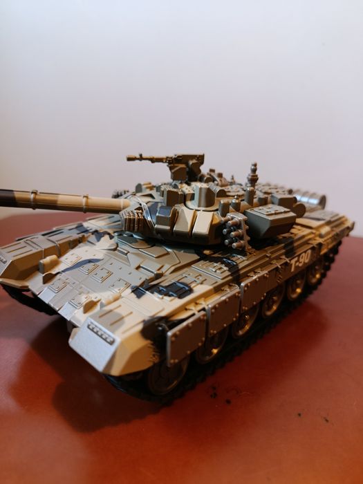 Танк Т-90 модель , металл