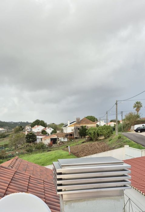 Acabamento de chaminé em aço galvanizado.