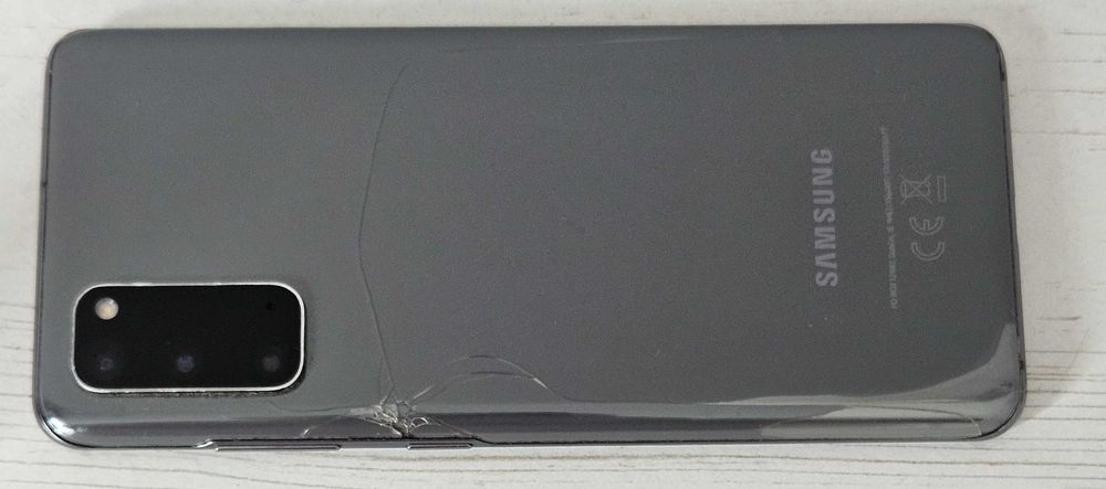 Смартфон Samsung Galaxy S20 8/128GB G980F/DS