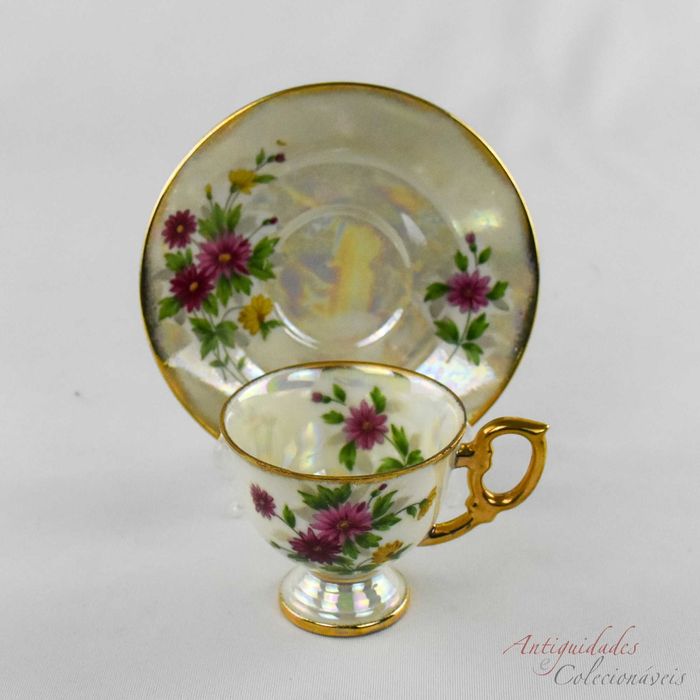 Chávena de café e pires Lustrina, “September Aster” circa 1950