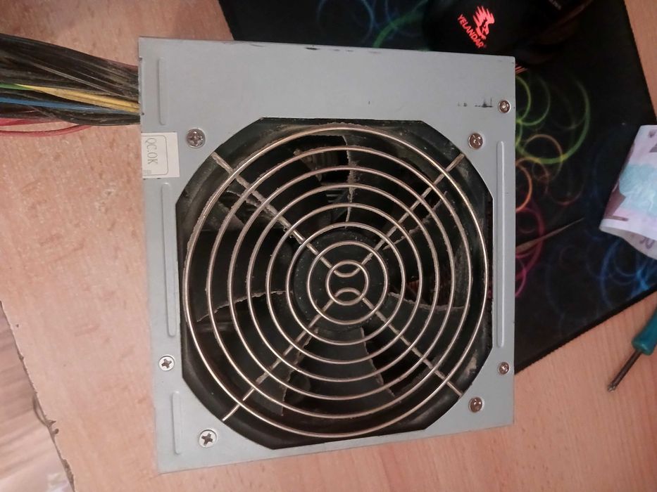 Блок живлення HEC Windmill pro 400