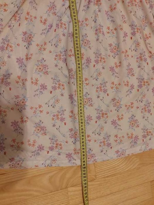 Nowa beżowa sukienka w kwiaty - L