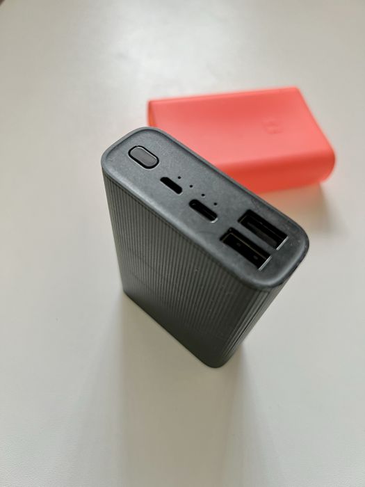 Павер Банк Xiaomi Mi Power Bank 3 Ultra Compact 1000mah.