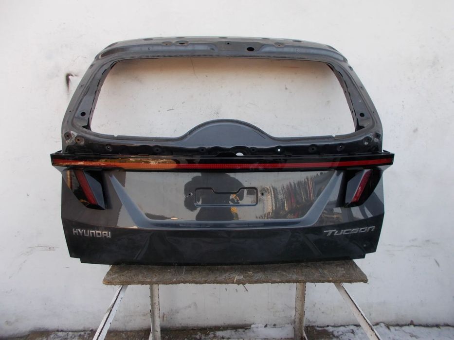 HYUNDAI TUCSON IV KLAPA TYŁ TYLNA BAGAZNIKA BLENDA