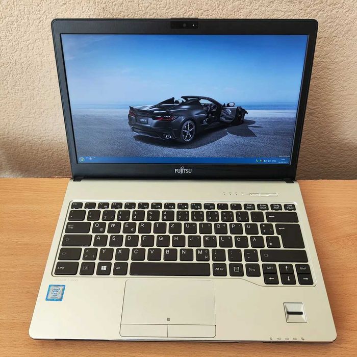 Ноутбук Fujitsu S938 13.3 2K/VA i7-8650U 4ядра/24Gb DDR4/SSD512/UHD620