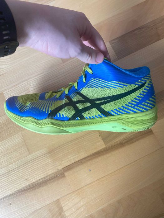 Buty do siatkówki Asics Gel Volley Elite FF MT B700N