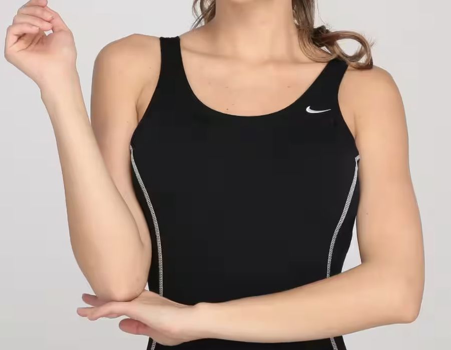 Nike купальник для плавання.